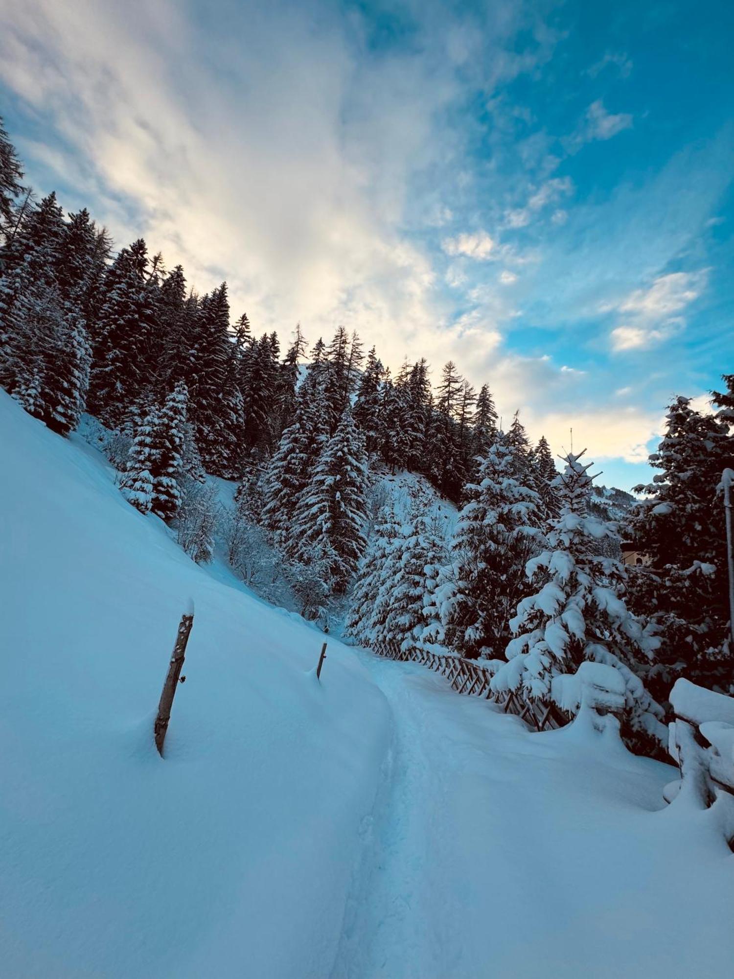 Griable Lägenhet Steeg Exteriör bild